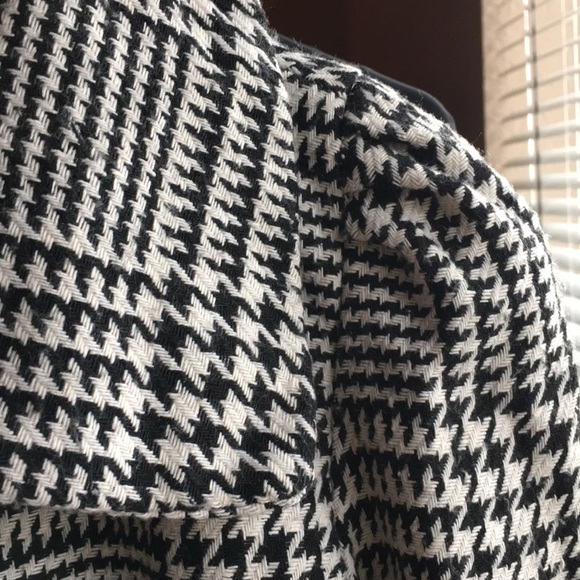 Herringbone cropped blazer.... - Picture 5 of 6